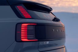 2026 Volvo EX30 Cross Country full