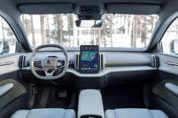 2026 Volvo EX30 Cross Country full