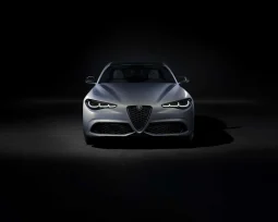 Alfa Romeo Giulia full