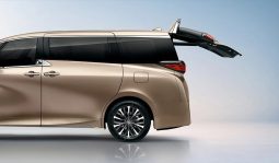 Toyota Alphard full