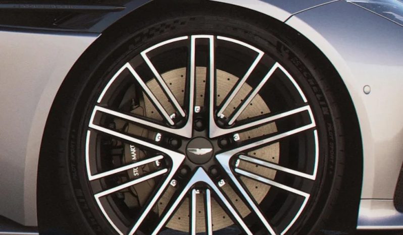 Aston Martin DB12 Volante full