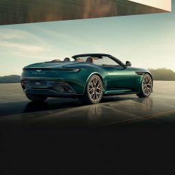 Aston Martin DB12 Volante 60th Anniversary Edition full