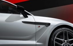 Aston Martin DBX S full