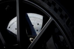 Aston Martin Valhalla full