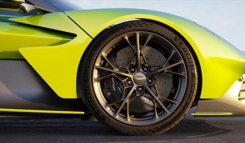 Aston Martin Valhalla full