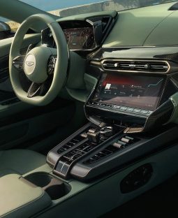 Aston Martin Vanquish Volante 2025 full