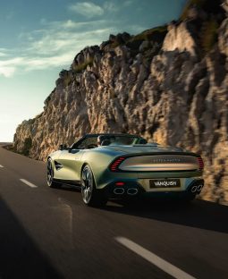 Aston Martin Vanquish Volante 2025 full