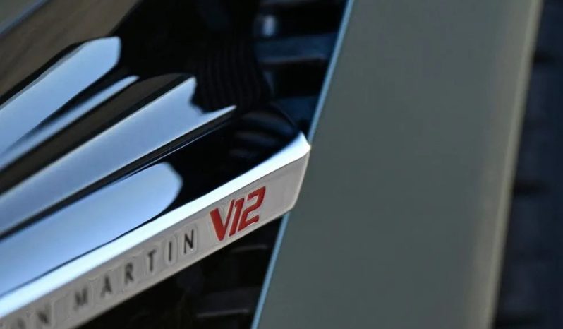 Aston Martin Vanquish Volante 2025 full