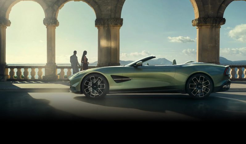 Aston Martin Vanquish Volante 2025 full