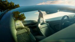 Aston Martin Vanquish Volante 2025 full