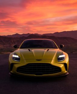 Aston Martin Vantage Coupe full