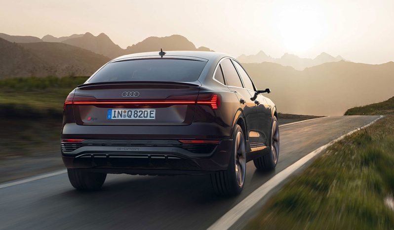 Audi Q8 Sportback e-tron 50 quattro full