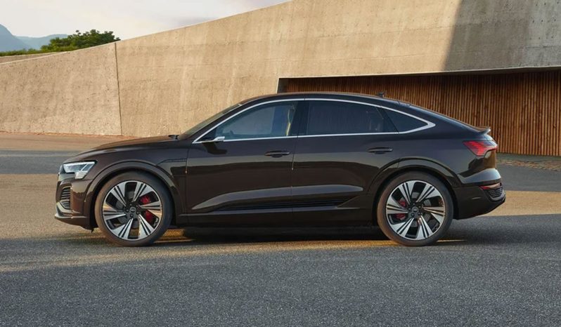 Audi Q8 Sportback e-tron 50 quattro full