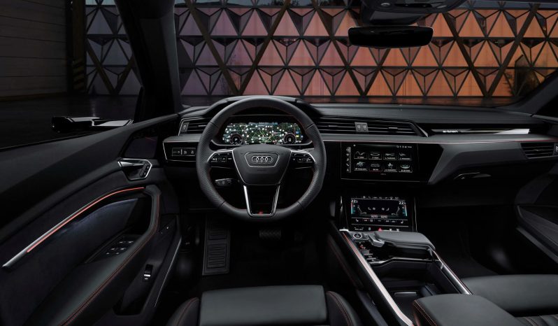 Audi Q8 Sportback e-tron 50 quattro full