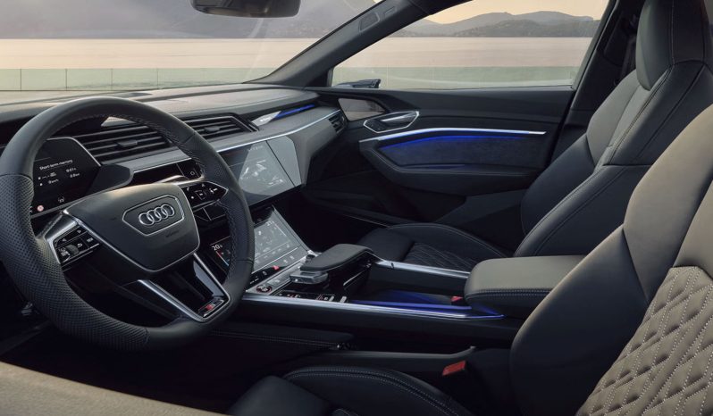 Audi SQ8 Sportback e-tron (CBU) full