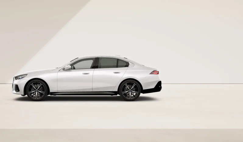 BMW 520i M Sport full
