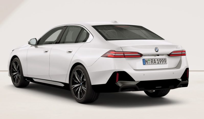BMW 520i M Sport full