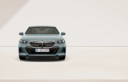 BMW 530i M Sport full