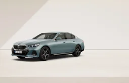 BMW 530i M Sport full