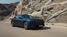 BMW 740i sDrive M Sport Pro full