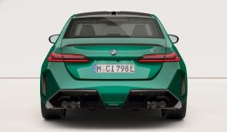 BMW M5 Sedan full