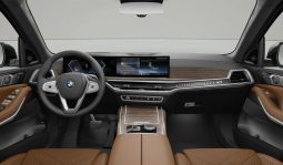 BMW X7 xDrive40i M Sport full