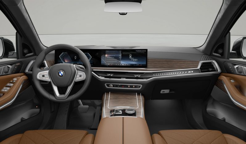 BMW X7 xDrive40i M Sport full