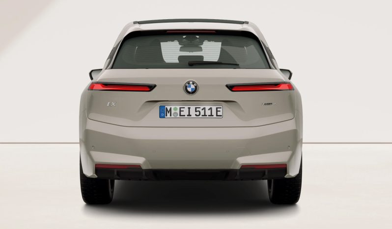 BMW iX xDrive45 Sport full