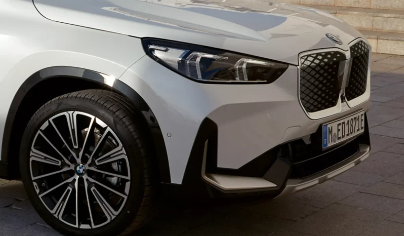 BMW iX1 eDrive20 M Sport full