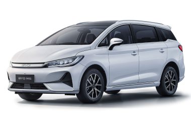 BYD M6 Standard