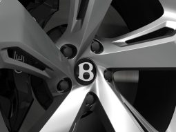 Bentley Bentayga V8 full