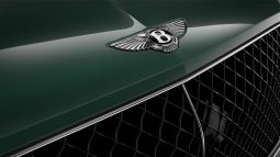 Bentley Bentayga V8 full