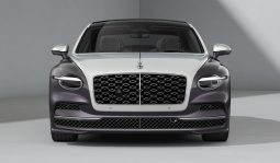 Bentley Flying Spur Mulliner* full