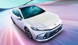 Toyota Camry 2.5 HEV full
