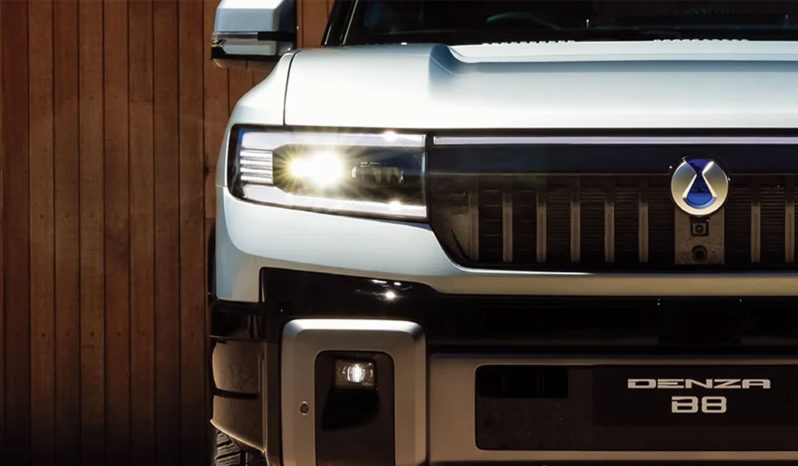 Denza B8 Luxury DMO Super Hybrid SUV full