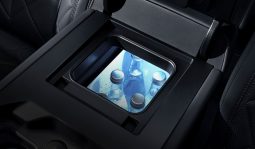 Denza B8 Luxury DMO Super Hybrid SUV full