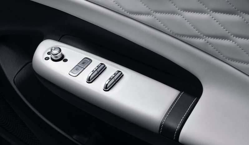 Dongfeng BOX E2 full