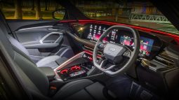 Audi Q5 Sportback S line 2.0 TFSI quattro full
