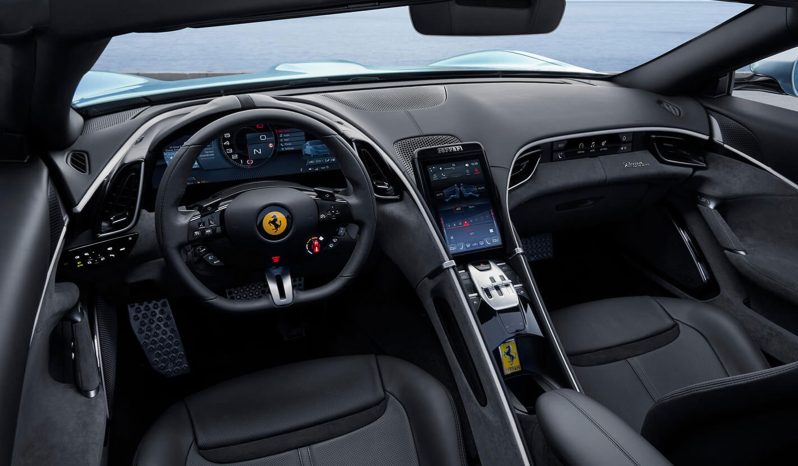 Ferrari Roma Spider full