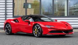 Ferrari SF90 Stradale full