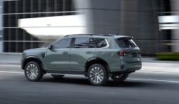 Ford Everest Platinum 3.0L V6 Diesel 4WD 10AT full