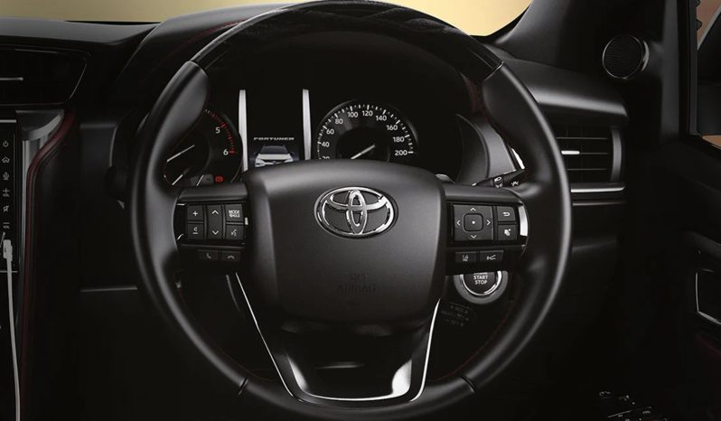 Toyota Fortuner full