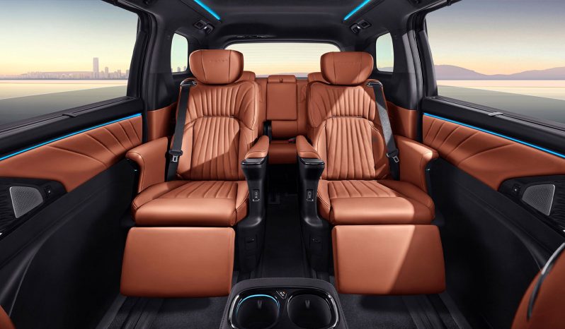 GAC M8 PHEV Premium full