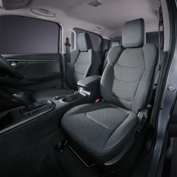 Isuzu D-Max 2.2L Auto Plus 4×2 AT full