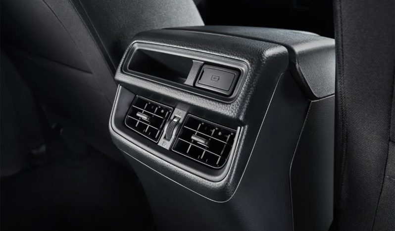 Isuzu D-Max 2.2L Auto Plus 4×2 AT full