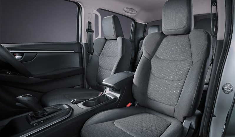 Isuzu D-Max 2.2L Standard 4×4 AT full
