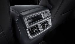 Isuzu D-Max 2.2L Standard 4×4 MT full