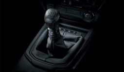 Isuzu D-Max 2.2L Standard 4×4 MT full