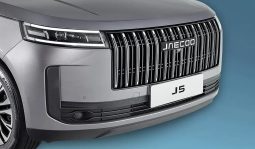 JAECOO J5 2WD full