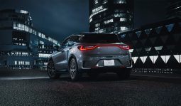 Lexus LBX Luxury full